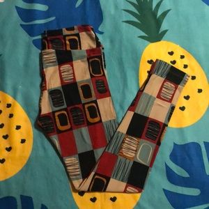 LuLaRoe buttery soft one-size leggings